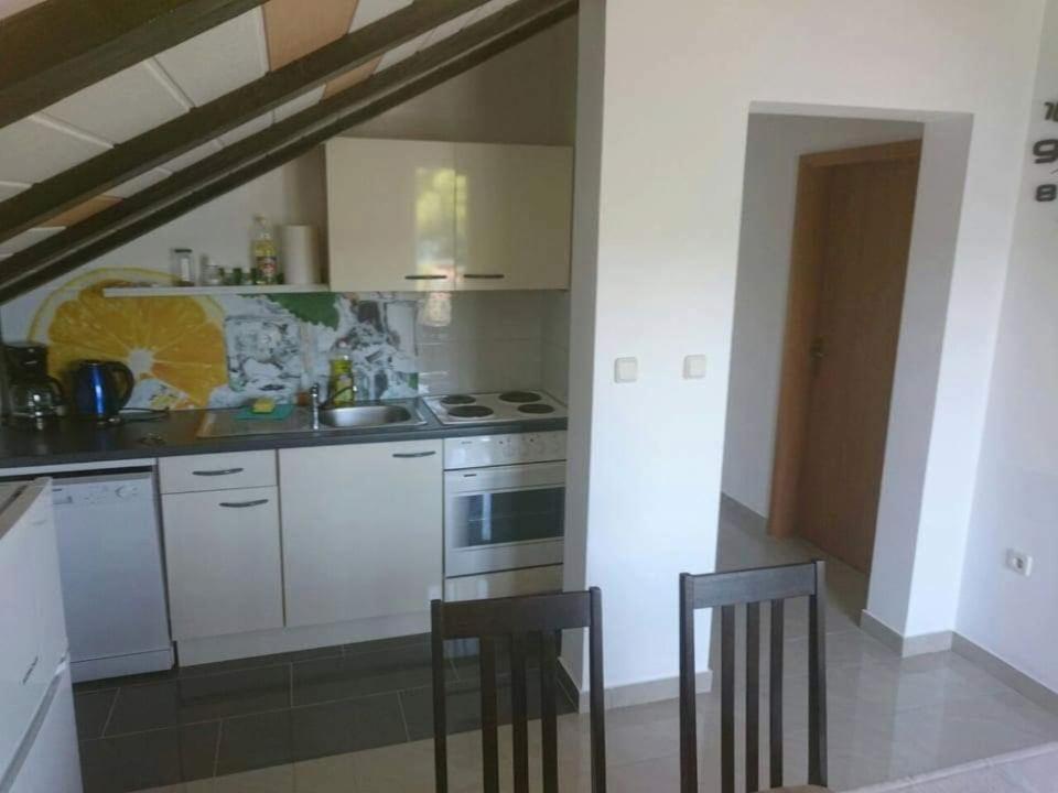 Gizmo Apartments Gornji Karin Εξωτερικό φωτογραφία