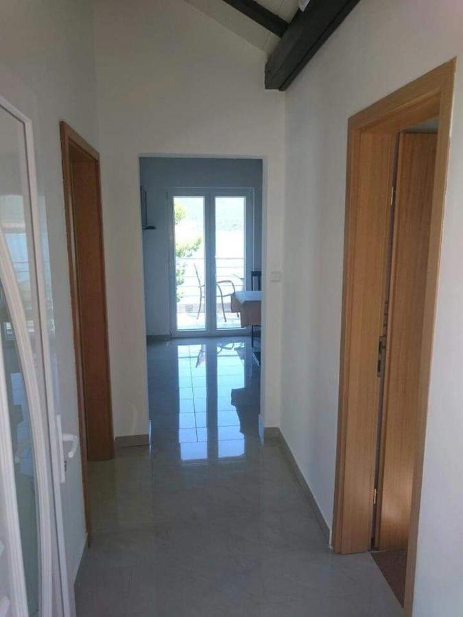 Gizmo Apartments Gornji Karin Εξωτερικό φωτογραφία